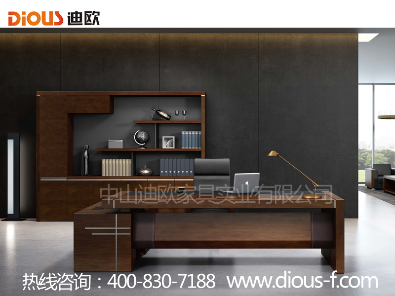 小山紋貼皮大班臺