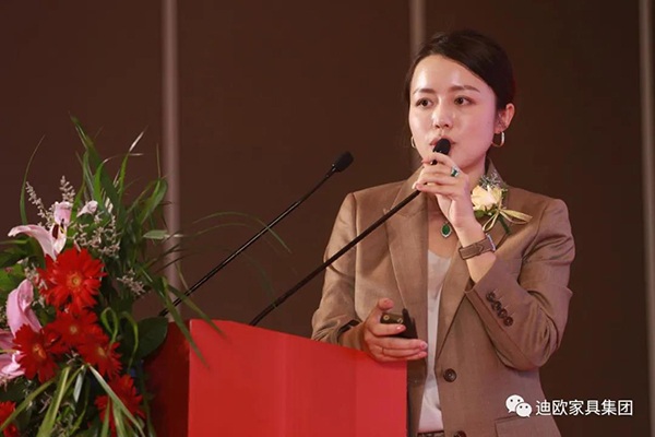 迪歐集團副總裁兼采購中心總監黃雅悠女士分享了迪歐集團采購供應商管理機制