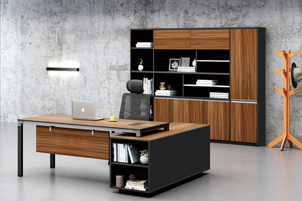 現代辦公家具老板桌辦公桌椅主管辦公桌定制-凱文