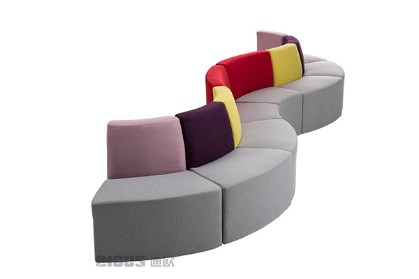 時(shí)尚簡(jiǎn)約辦公室公共休息區(qū)域休閑沙發(fā) 時(shí)尚簡(jiǎn)約辦公室公共休息區(qū)域休閑沙發(fā)